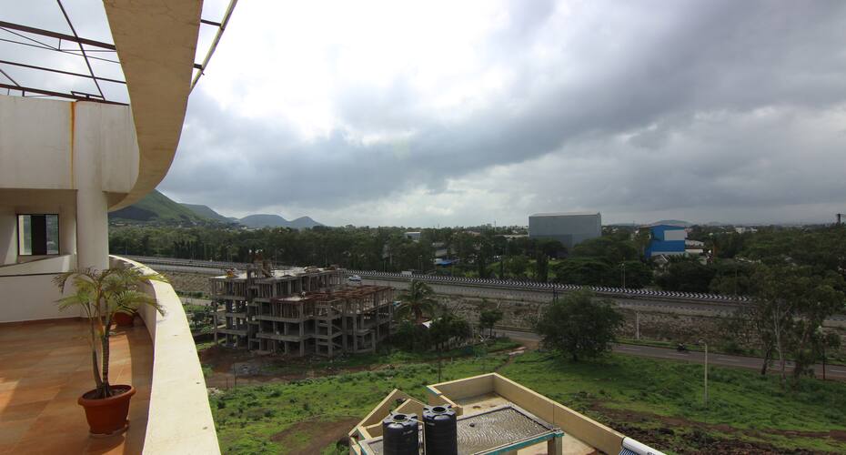 Sumanchandra Suites, Nashik 4